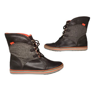 Nike carico high women's boots hot sale